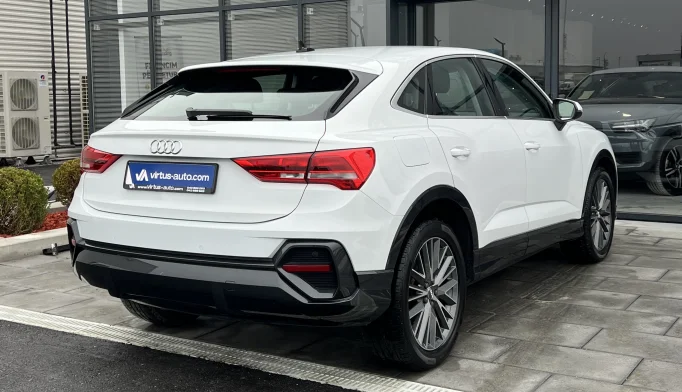 Audi Q3 Sportback  - 2020