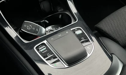 Mercedes-Benz GLC  - 2021