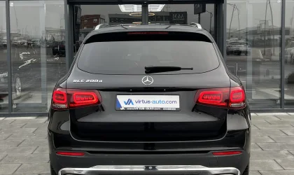 Mercedes-Benz GLC  - 2021