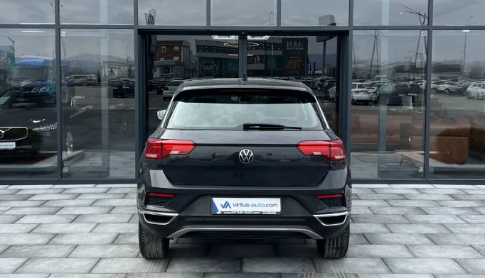 Volkswagen T-Roc  - 2021