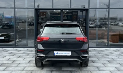 Volkswagen T-Roc  - 2021