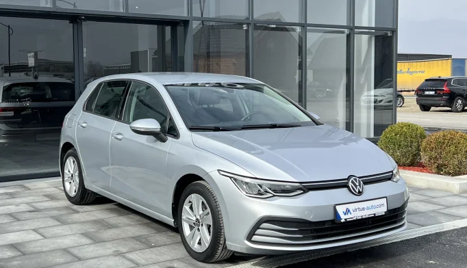 Volkswagen Golf 8  - 2021