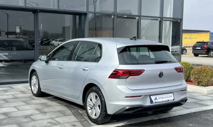 Volkswagen Golf 8  - 2021