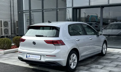 Volkswagen Golf 8  - 2021