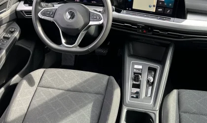 Volkswagen Golf 8  - 2021