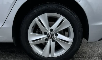 Volkswagen Golf 8  - 2021