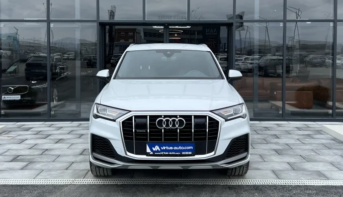 Audi Q7  - 2019