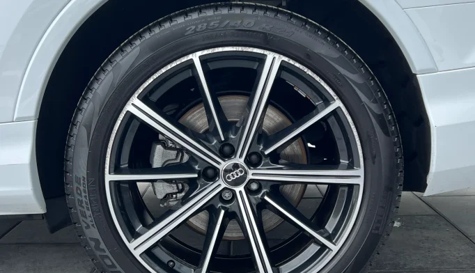 Audi Q7  - 2019