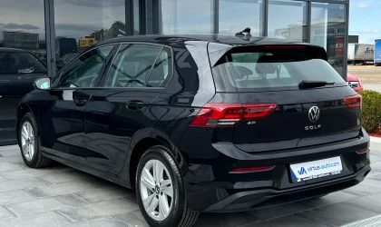 Volkswagen Golf 8  - 2021