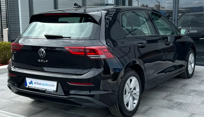 Volkswagen Golf 8  - 2021