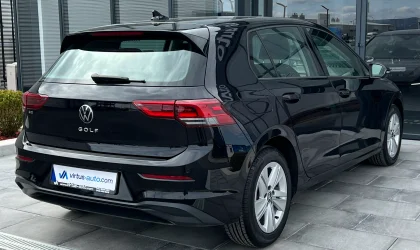 Volkswagen Golf 8  - 2021