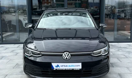 Volkswagen Golf 8  - 2021
