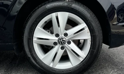 Volkswagen Golf 8  - 2021