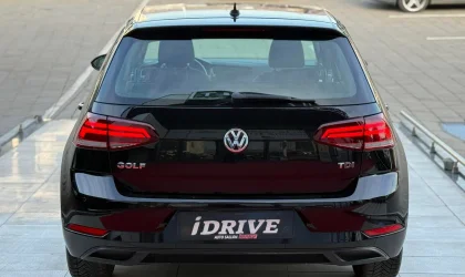 Volkswagen Golf  - 2017
