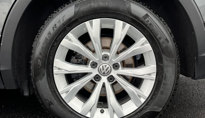 Volkswagen Tiguan  - 2020