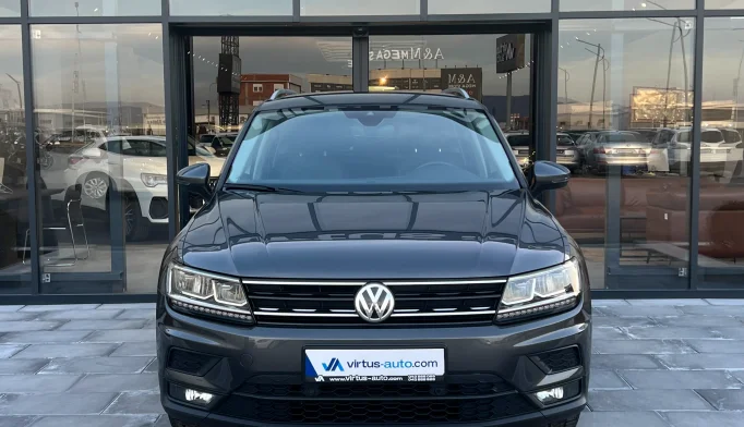 Volkswagen Tiguan  - 2020