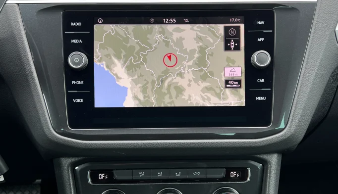 Volkswagen Tiguan  - 2020