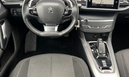 Peugeot 308  - 2020