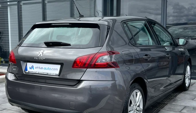 Peugeot 308  - 2020