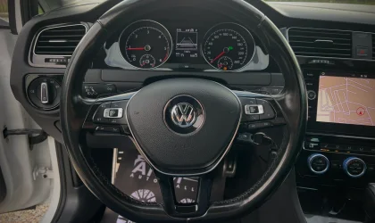 Volkswagen Golf  - 2017