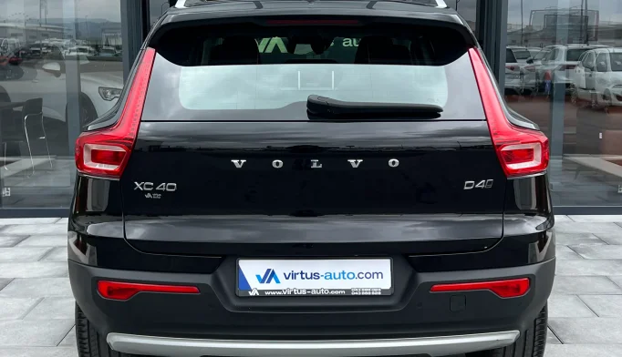Volvo XC40  - 2019
