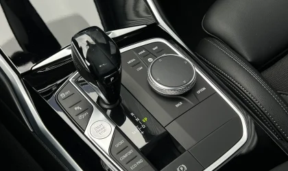 BMW 3 Series  - 2019