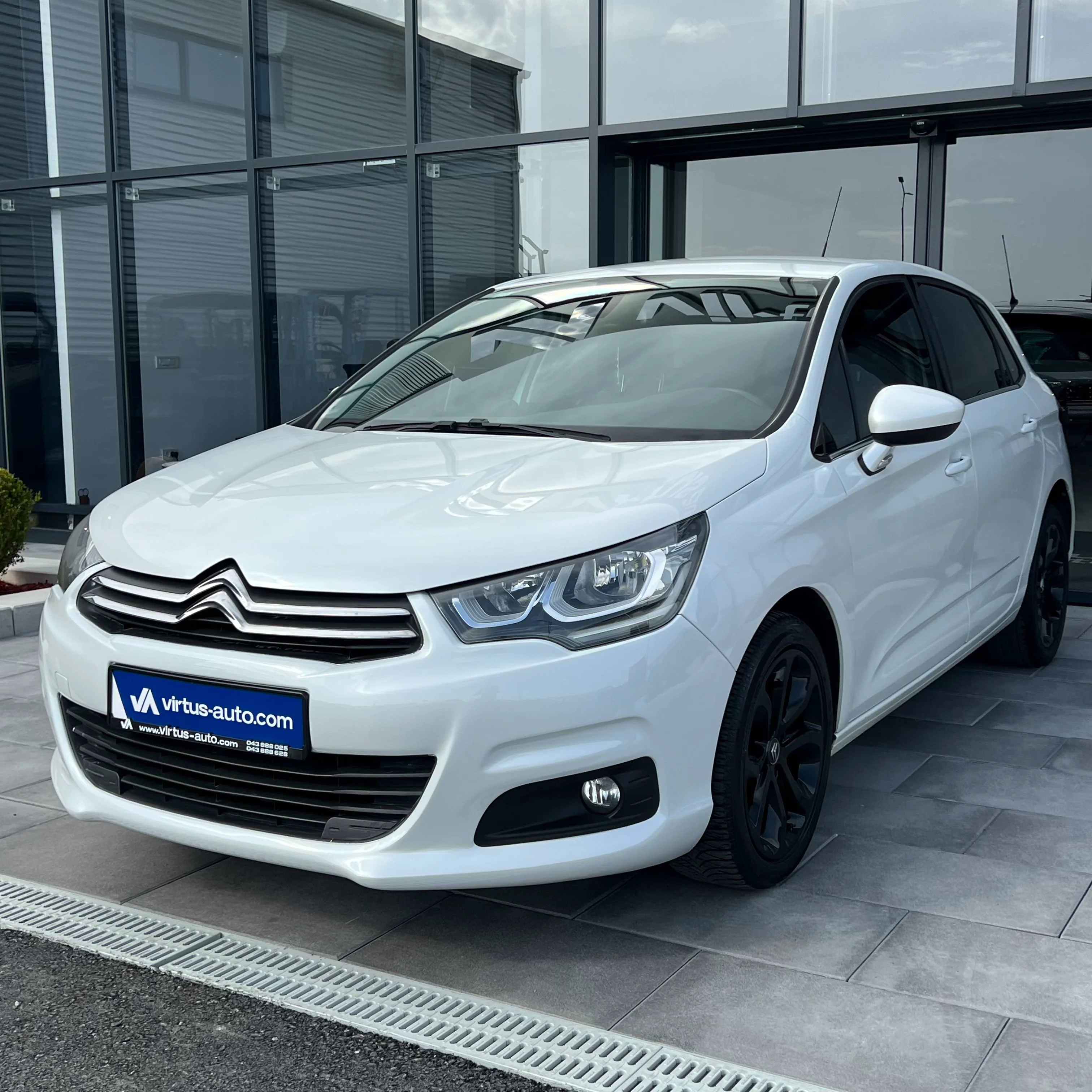 Citroën C4