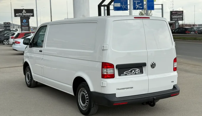 Volkswagen Transporter  - 2015