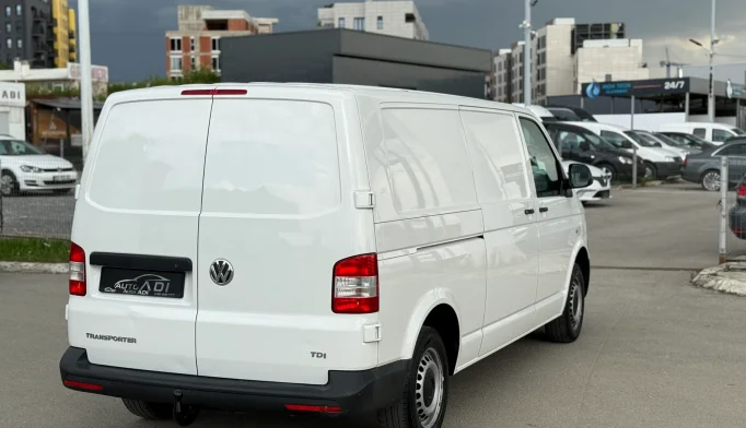 Volkswagen Transporter  - 2015