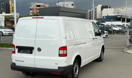 Volkswagen Transporter  - 2015