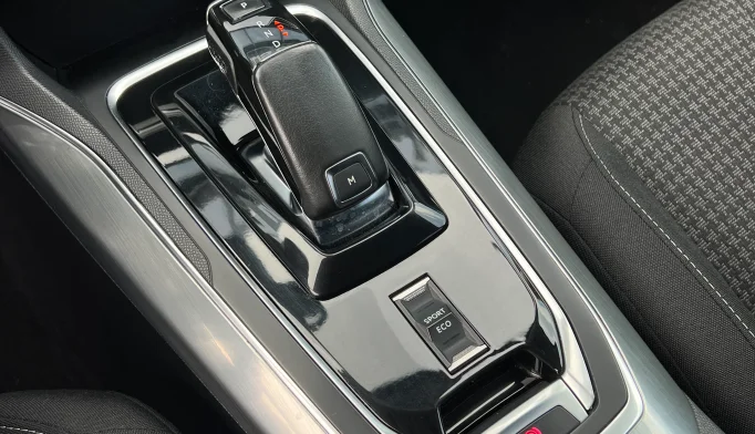 Peugeot 308  - 2019
