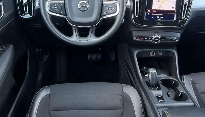 Volvo XC40  - 2018