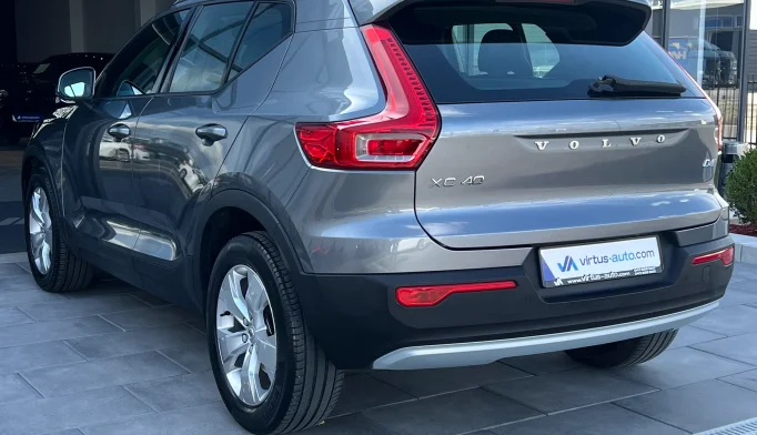 Volvo XC40  - 2018