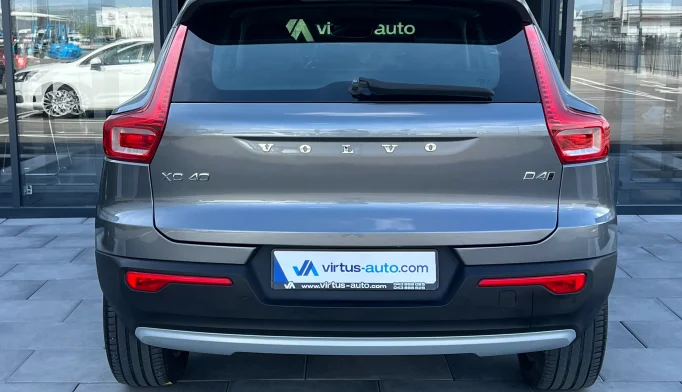 Volvo XC40  - 2018