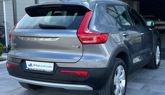 Volvo XC40  - 2018