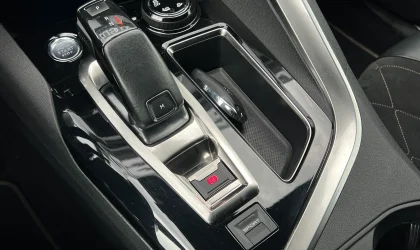 Peugeot 5008  - 2019