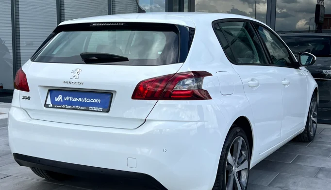 Peugeot 308  - 2020