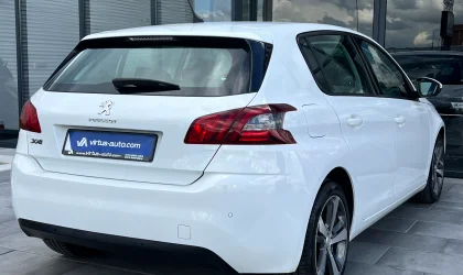 Peugeot 308  - 2020