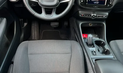 Volvo XC40  - 2020