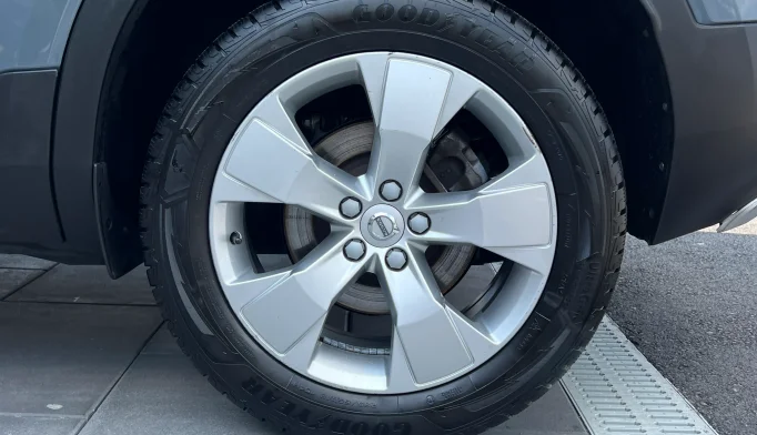 Volvo XC40  - 2020