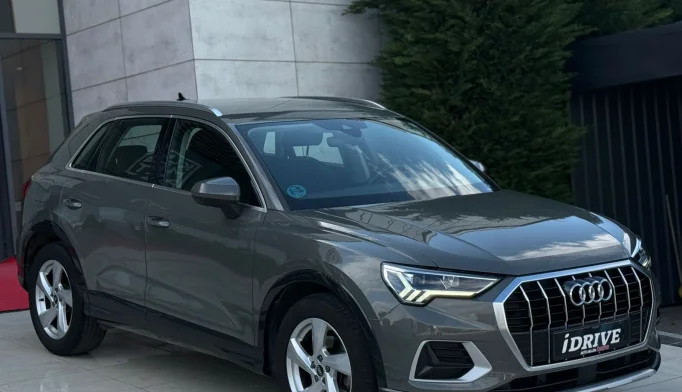 Audi Q3  - 2021