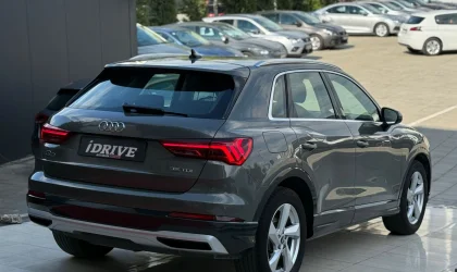 Audi Q3  - 2021