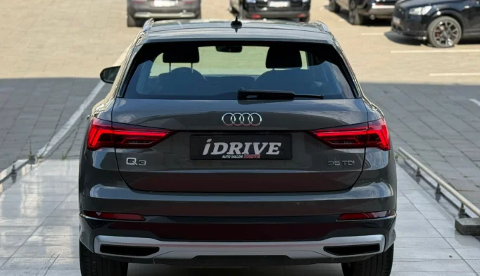 Audi Q3  - 2021