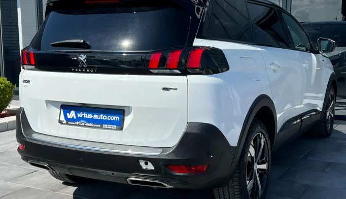 Peugeot 5008  - 2018