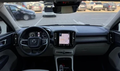 Volvo XC40  - 2019