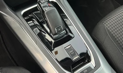 Peugeot 308  - 2020