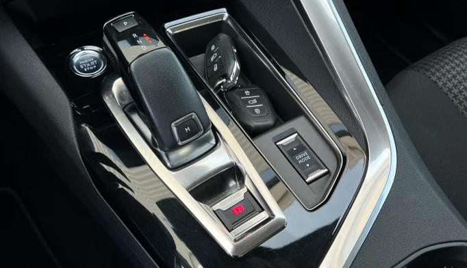 Peugeot 3008  - 2021