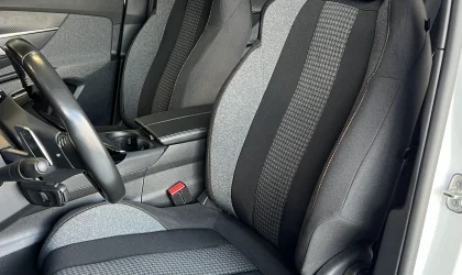 Peugeot 3008  - 2021