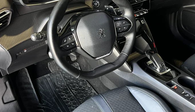 Peugeot 2008  - 2020