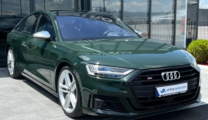 Audi S8  - 2021